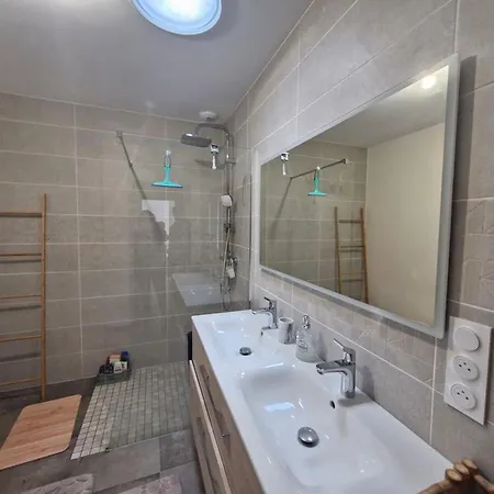 Belle Maison 2024, 4 Pour 8, Animaux Admis, Parking - Fr-1-777-43 Casa de Férias *